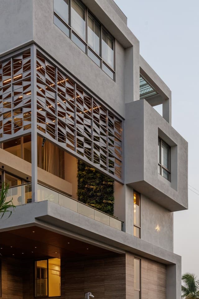 Multipurpose Space & Outdoor Seating - 2